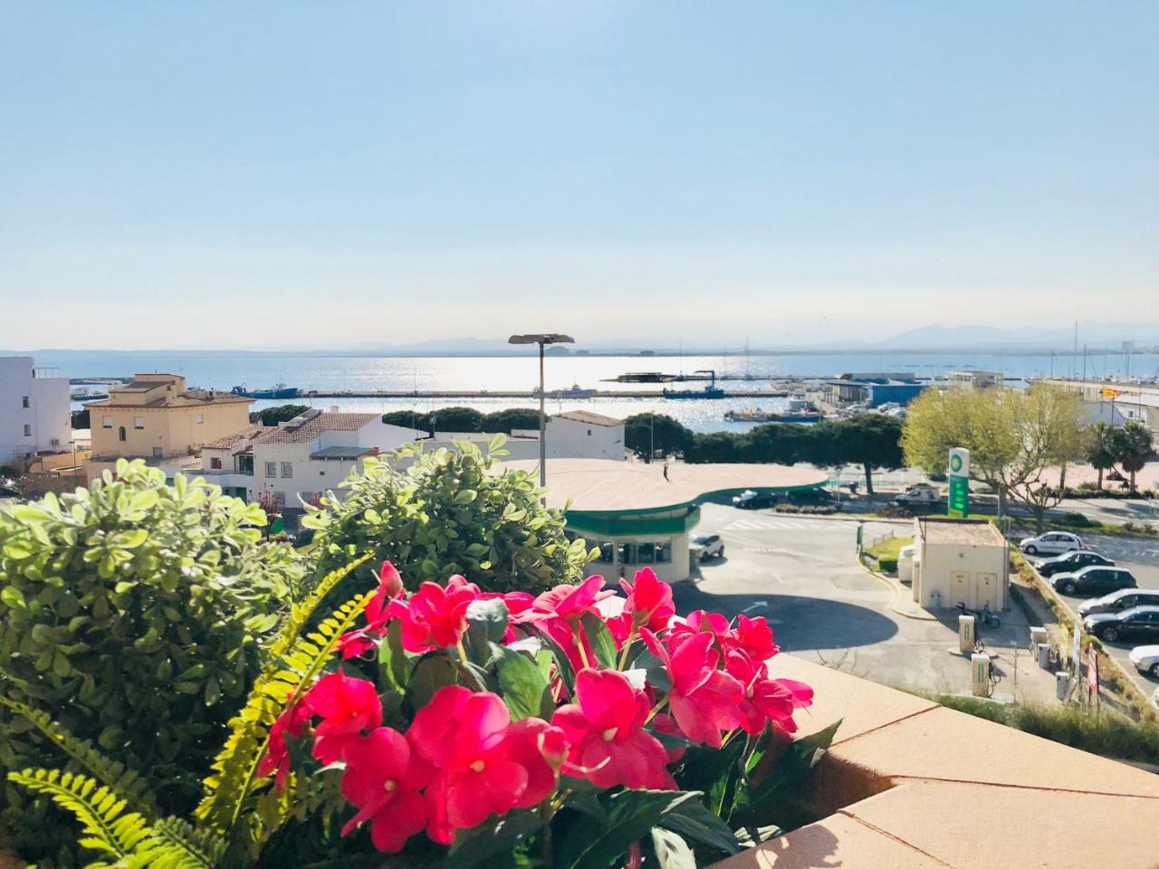 Roc Mar 3 3D - Apartamento Cerca Del Centro Y De La Playa - Terraza Con Vistas Al Mar Y Al Puerto 罗萨斯 外观 照片